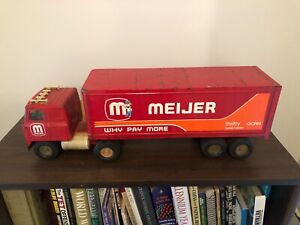 Vintage  70’s ERTL Meijer Original Metal Semi Truck, Tractor & Trailer 1/16