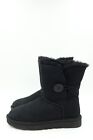 UGG BAILEY BUTTON II Women Size 5 Twinface Sheepskin Boots BLACK