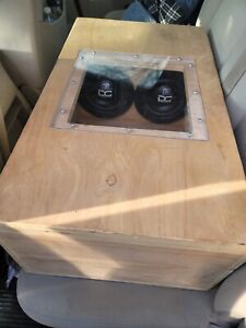 subwoofers in box with amp
