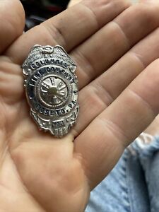 Old obsolete Vtg Columbia Roseto PA.  FIRE DEPARTMENT Company BADGE  Co. No. 1