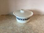 New ListingVintage Pyrex Old Towne Blue Onion Flower Round Butter Dish with Lid, Nice.