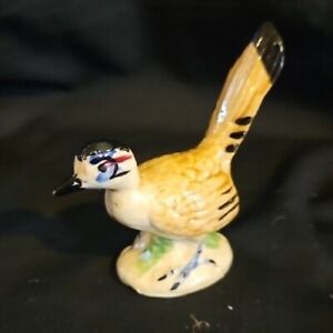 VINTAGE Ceramic Bird Figurine Hand-Painted (Maker Unknown)