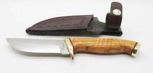 B6) OUTSTANDING FREDERICK FREY FIXED BLADE KNIFE WITH LEATHER SHEATH