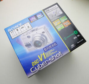 Sony Cyber-Shot DSC-V1 5.0MP Digital Camera