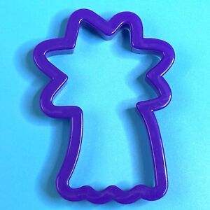 Vintage Wilton Blue Ribbon Award Plastic Cookie Cutter Mold
