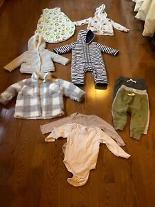 Mixed lot  of 10 piece 12 mo clothes unisex new & used , next baby
