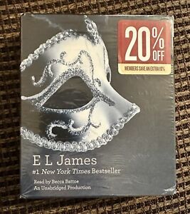 Fifty Shades Darker: Book Two of the Fifty Shades Trilogy Fifty Shades of Grey