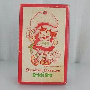 Vintage Strawberry Shortcake Shoebox Box Stride Rite Shoes 1982 AGC Kids 4 1/2