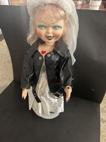 bride of chucky tiffany doll Universal Studios Rare Blue Eyes 24inch Horror