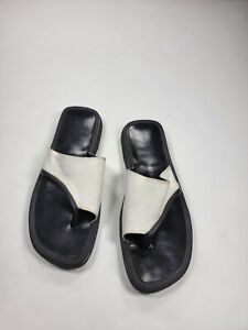 BCBG Max Azria Leather Sandals Womens 8B 39 Squared Toe Ring Black Cream Minimal