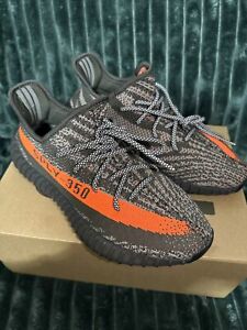2023 Size 9.5- adidas Yeezy Boost 350 V2 Carbon Beluga pre-owned