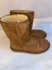 UGG W Classic Short II Cold Weather / Snow Boots - Size 10