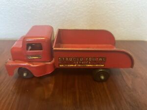 Vintage Pressed Steel Structo Towing Service Truck