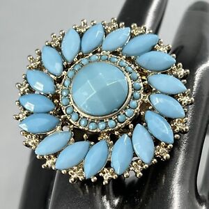 Large Vintage Blue Plastic Turquoise Stones Fashion Ring Size 8 Gold Tone Flower