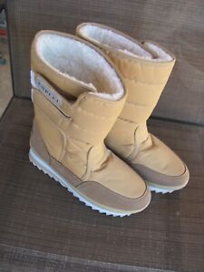 Enplei Womens Tan Snow Boots EUR Size 40 US 9 New Without Box
