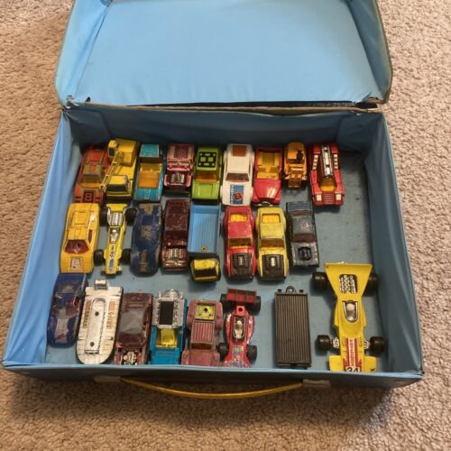 Vintage Lot of 26 Diecast Matchbox Superfast Lesney With Case 1969
