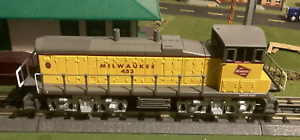 O Scale K LINE MILWAUKEE ROAD MP15 Diesel Engine Locomotive Cab #453