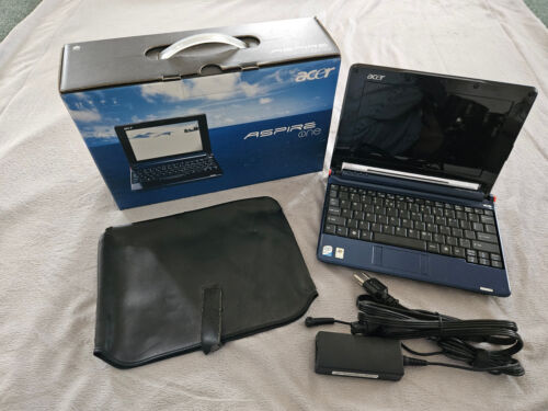 Acer Aspire One ZG5 8.9” Netbook CrystalBrite 1.6GHz 1.0GB RAM Windows XP