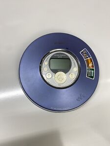 Sony CD Walkman D-NE319 CD-R/RW Atrac3plus MP3 - NOT working. Broken.