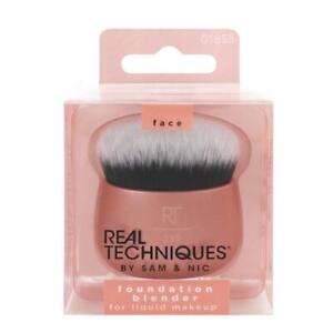 Real Techniques Makeup beauty foundation blender brush 1855 kabuki powder face