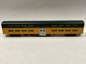 Kato Bi-Level Passenger Coach Car Chicago and North Western #700 CNW N-Scale