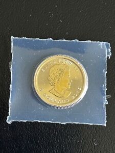 New Listing2015  $5 CAD Gold Maple Leaf .9999 1/10oz Coin Mint sealed