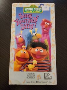 Sesame Street - Sing Yourself Silly (VHS, 1990)