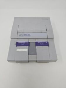 Super Nintendo SNES Game System CONSOLE ONLY SNS-001 Tested Working