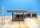 HO Scale - 90s Gas Station and Oil Change Shop - 1:87 Scale Building