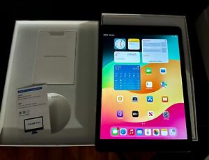 Apple iPad 7th Gen. 32GB, Wi-Fi, 10.2 in - Space Gray