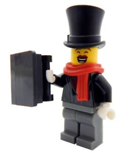 NEW LEGO CHRISTMAS CAROLER MINIFIG figure minifigure village figure town scarf