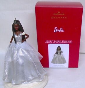 Hallmark Series Ornament Holiday Barbie #7 2021 Silver Gown African American K3