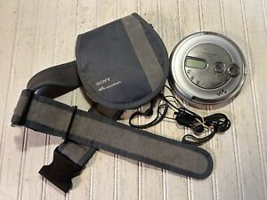 Sony Walkman D-NE710 Atrac CD/MP3 Player w/MDR-J10 Headphones & Soft Carry Case