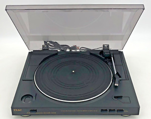 Teac 2 Speed (33 & 45 rpm) Full Automatic Turntable System Model P-988