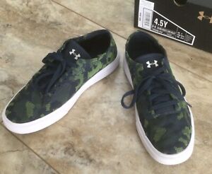 Boys Shoes, Under Armour UA Kickit2 Camo Sneakers, Sz 4.5Y with Box, Nice!