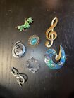 VINTAGE LOT OF 7 PIN BROOCHES/ Some Signed Sarah Coventry