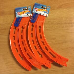 Genuine Hot Wheels Curve Track Pieces W Connectors 2 packs NEW Lot Of 2