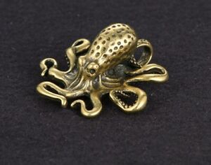 Tabletop Figurine Brass Octopus Animal Statue Small Sculpture Home Decor Gifts
