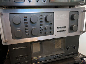 Carver  Preamplifier M-4000T, Excellent working and cosmetic condition