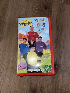 VHS The Wiggles Wiggly Play Time 13 kids songs - RARE RED CASE 2001