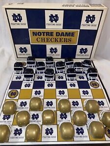 1994 NCAA NOTRE DAME Fighting Irish Football Checkers Game Blue Gold Helmets