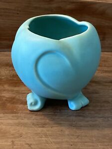 New ListingVintage C. 1935 Weller Pottery 3 Footed Matte Vase (P-1)