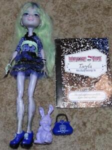 MONSTER HIGH TWYLA BOOGEYMAN 13 WISHES w/ DUSTIN, PURSE, BRUSH and DIARY