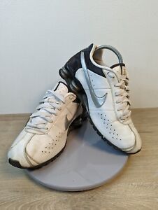 Nike Shox Mens 8.5 White Black Classic Leather Running Shoes Sneakers Trainers
