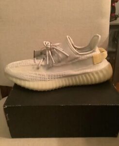 Size 10 - adidas Yeezy Boost 350 V2 Low Light Left Shoe Only