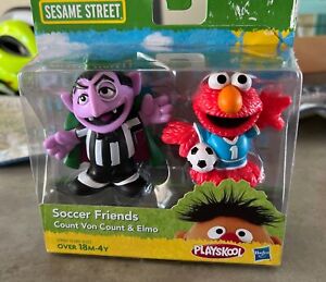 Sesame Street Soccer Friends Count Von Count Ref & Elmo Figure New In Sealed Pkg