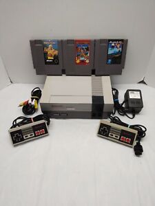 Original Nintendo Entertainment System Video Game Console NES Wrestling Bundle