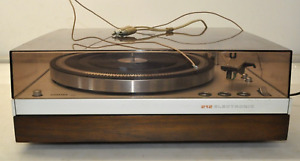 VINTAGE PHILIPS 212 ELECTRONIC TURNTABLE RECORDER PLAYER WITH AUDIO POWER ON