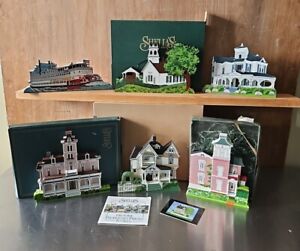 Shelia's collectibles houses Lot Of 6 HOUSES, Mixed Lot