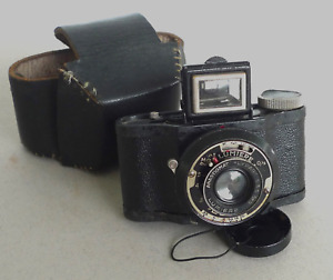 Early vintage Lumiere Eljy  Lypar Anastigmat  3.5 Lens original case miniature
